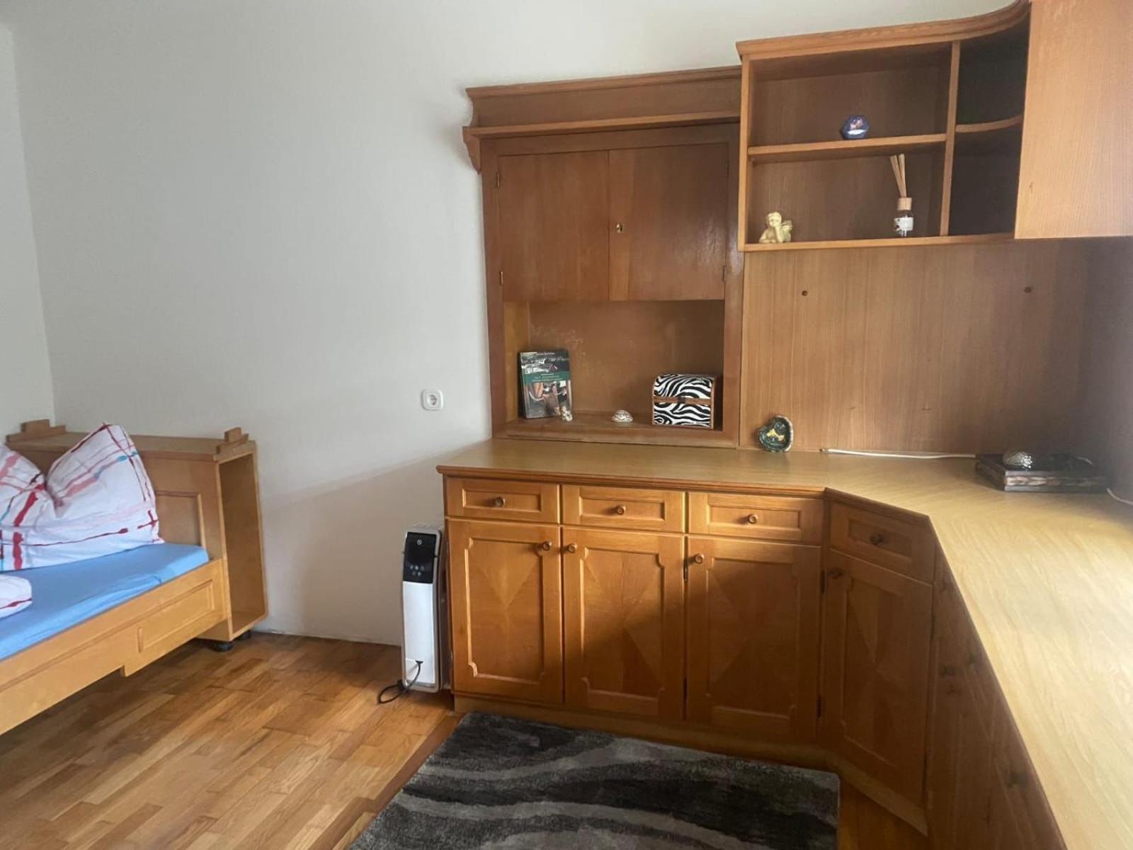 Ute Urbaner Apartamento Irschen Exterior foto